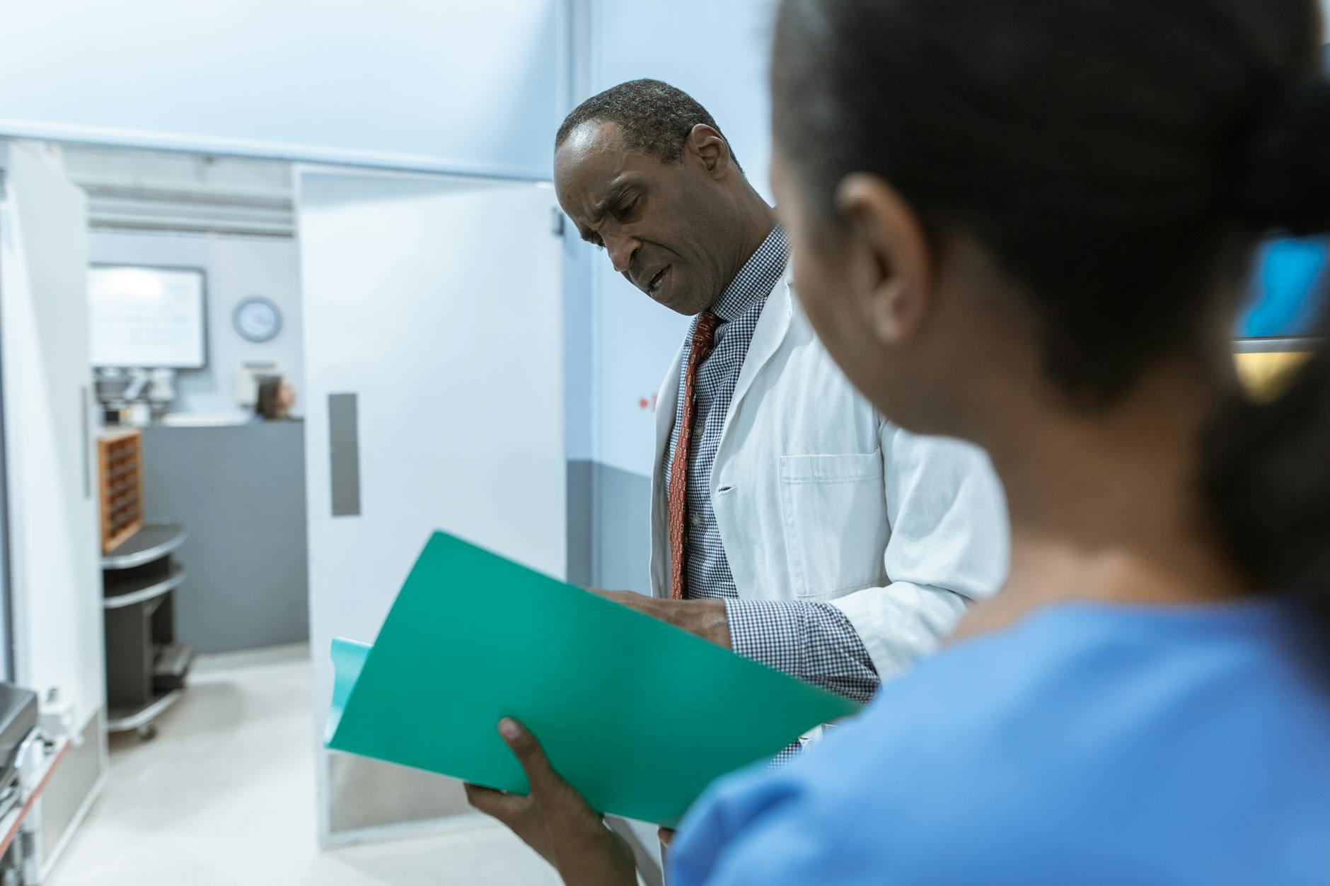 Healthcare & Professional Services